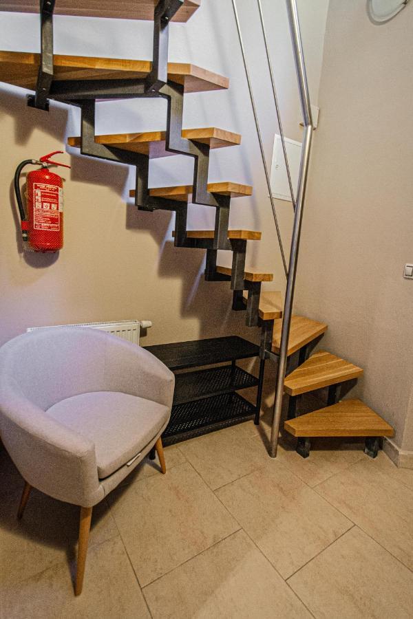 Modern And Spacious Apartments In City Center Praga Exterior foto