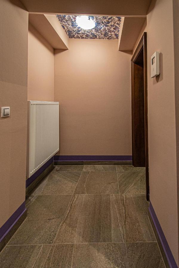 Modern And Spacious Apartments In City Center Praga Exterior foto